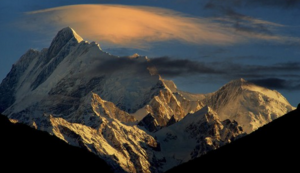 深圳男篮赛前准备充分，力争取得开门红